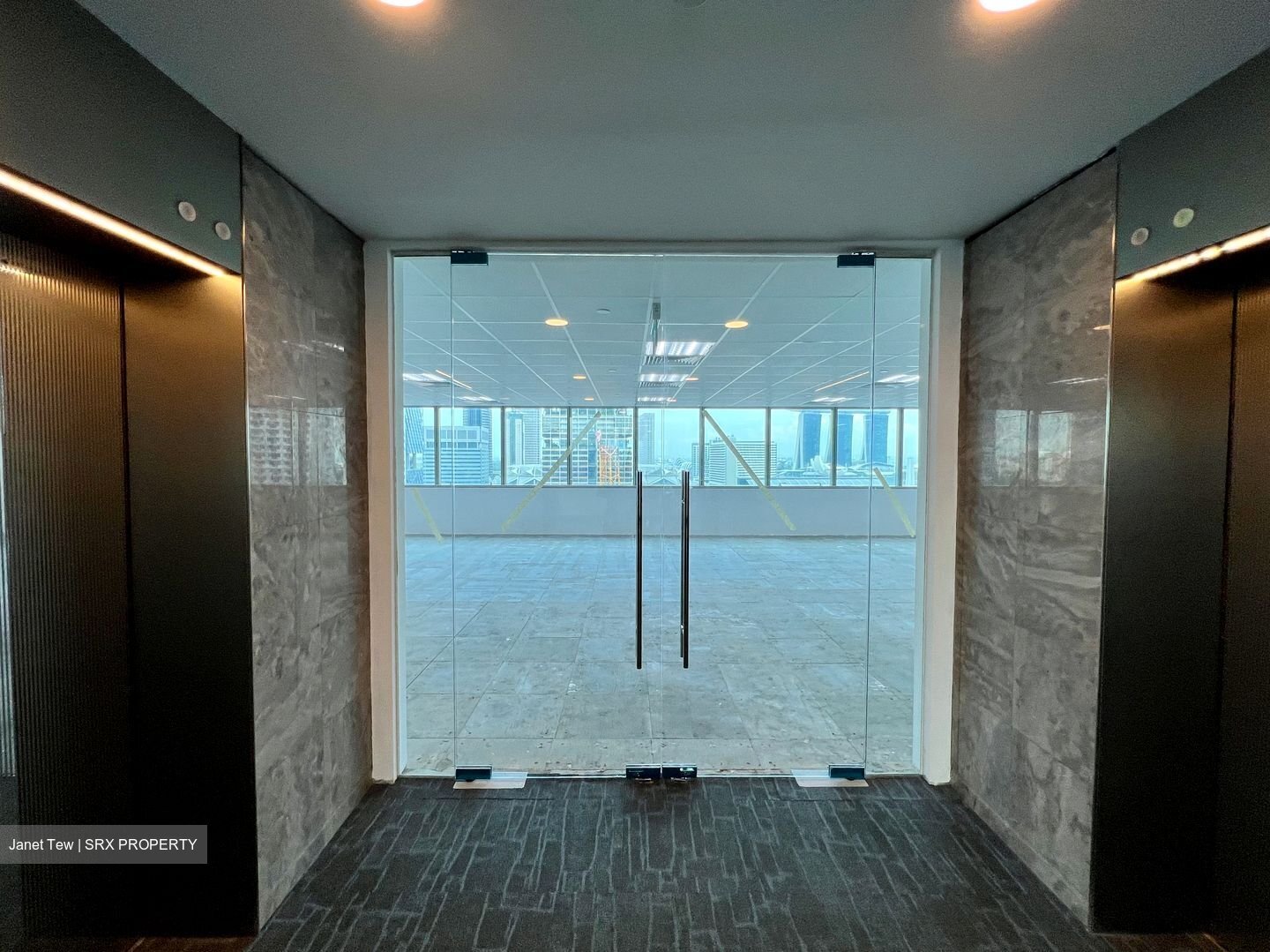 Odeon Towers (D7), Office #457514001
